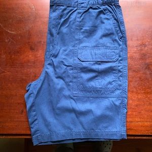 NWT Blue Croft & Barrow Cargo Shorts sz 40